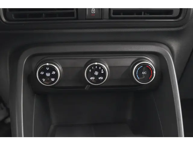 Citroën C3 1.2 Turbo 100pk Plus 2025 Benzine 41