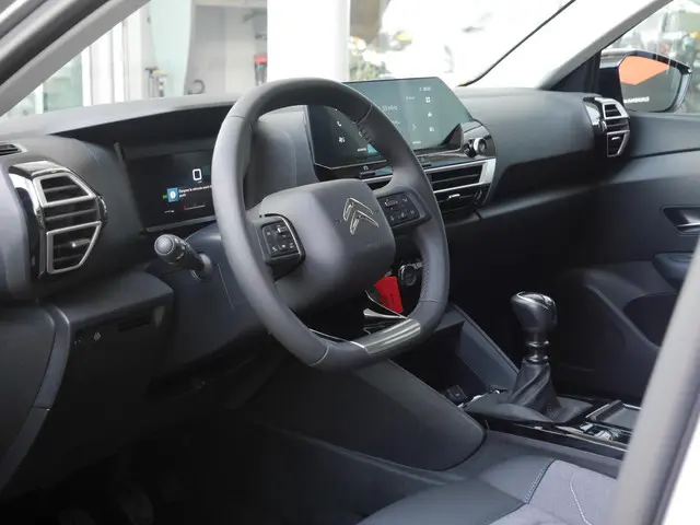Citroën C4 1.2 Puretech 130 You 2025 Benzine 23