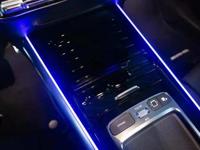 Mercedes-Benz EQA 250+ AMG Line 2024 Elektrisch 34