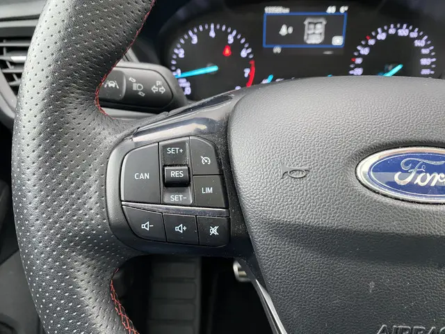 Ford Focus 1.0 EcoBoost ST Line Business 2020 Benzine 21