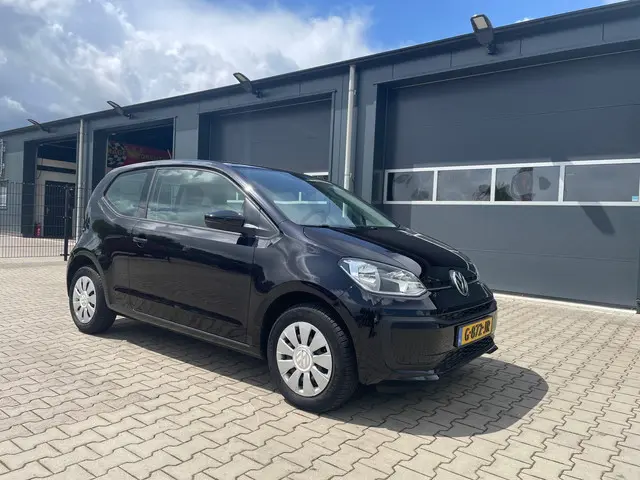 Volkswagen up! 1.0 BMT take up! 2018 Benzine 6