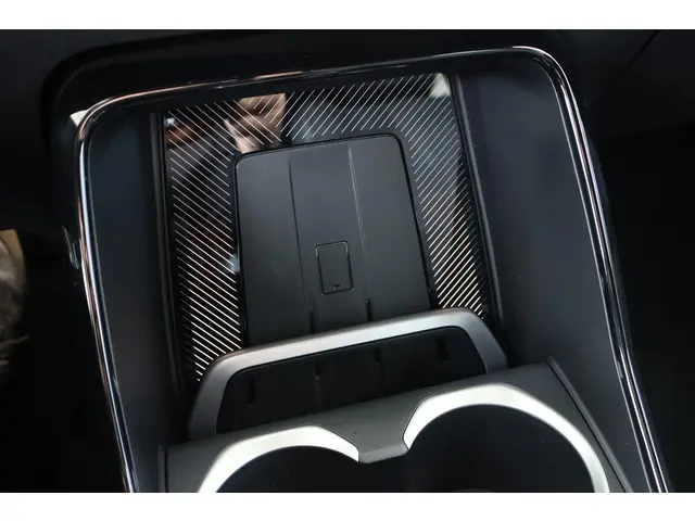 BMW X2 sDrive 20i 2025 Benzine 24