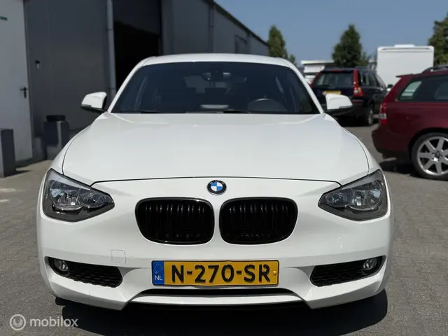 BMW 1 Serie 116i Business+, Automaat, 5 deurs 2012 Benzine 6