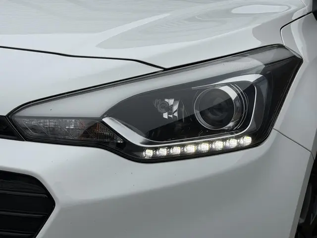 Hyundai i20 1.0 T-GDI Black Edition 2018 Benzine 31