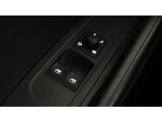 Škoda Fabia 1.0 TSI 95pk Ambition 2022 Benzine 13
