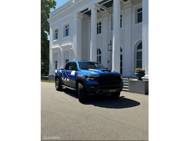 Dodge Ram 1500 4X4 6.2 V8 4x4 Crew Cab TRX 2022 Benzine 2