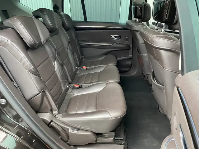 Renault Espace 1.6 TCe Initiale Paris 7p. 2017 Benzine 18