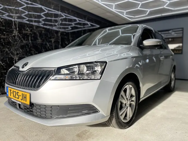 Škoda Fabia 1.0 TSI Ambition 2021 Benzine