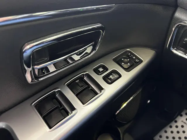 Mitsubishi ASX 1.6 Cleartec Intense 2016 Benzine 32