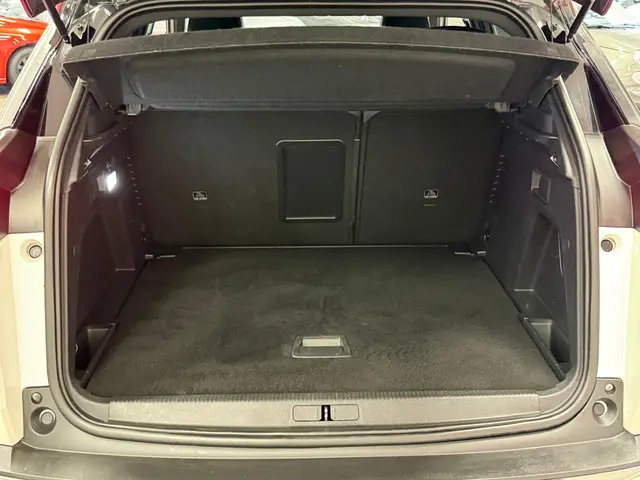 Peugeot 3008 1.6 e-THP GT Line 2018 Benzine 18