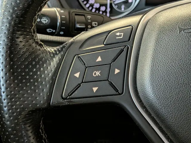 Mercedes-Benz B-Klasse 200 2012 Benzine 11