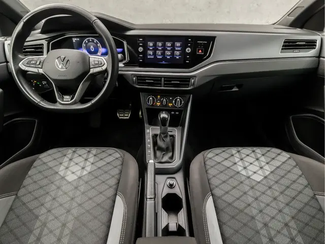 Volkswagen Taigo 1.0 TSI R-Line Sport 2023 Benzine 6