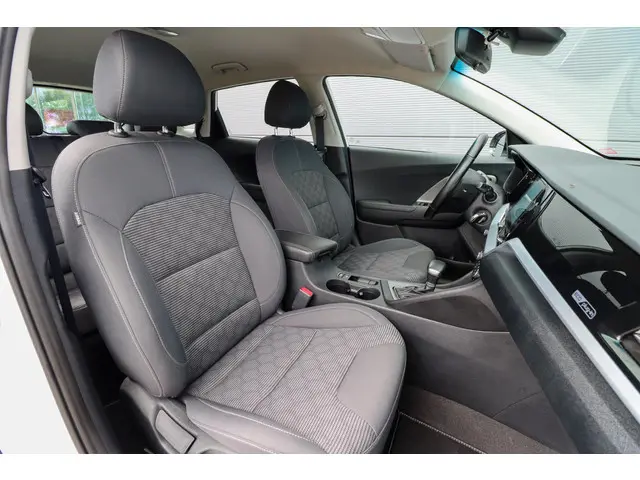 Kia Niro 1.6 GDi PHEV Edition 2021 Hybride Benzine 11