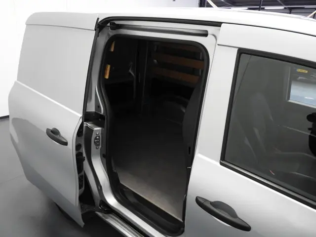 Renault Kangoo 1.5 Blue dCi 75 L1 2022 Diesel 24