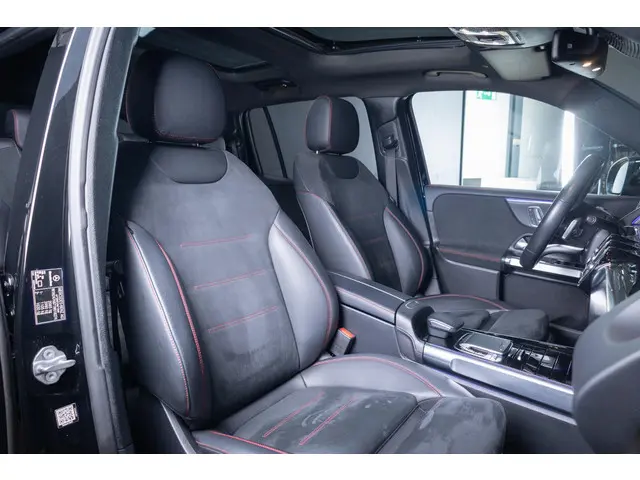 Mercedes-Benz GLB 200 AMG Line 2020 Benzine 8
