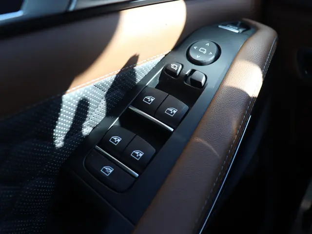 BMW X5 M Competition 2020 Benzine 36