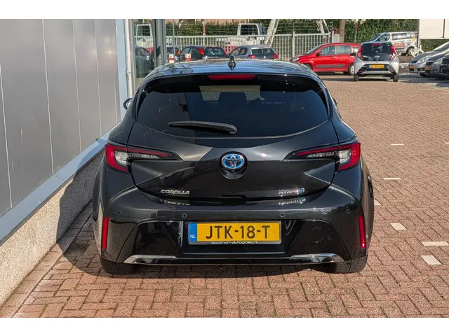 Toyota Corolla Hybrid 140 Dynamic 2024 Hybride Benzine 3