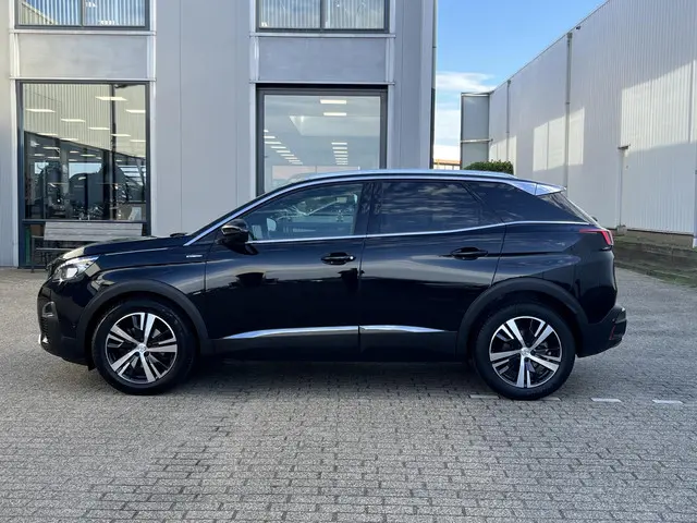 Peugeot 3008 1.6 PureTech GT Line 2020 Benzine 11
