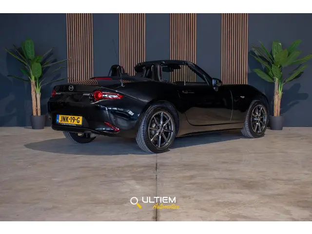 Mazda MX-5 2