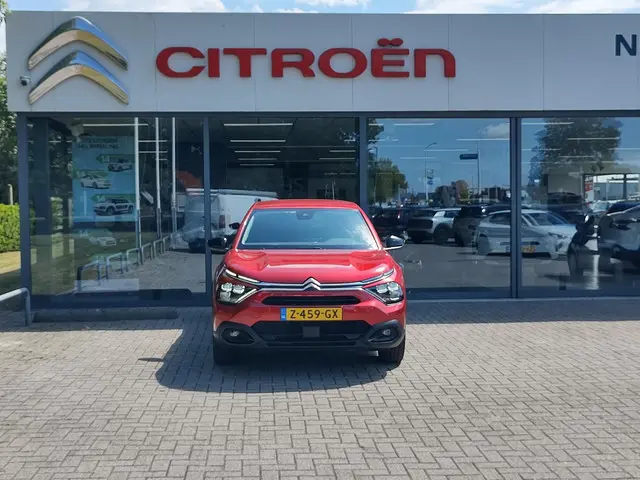 Citroën C4 1.2 Puretech Plus 2024 Benzine 2
