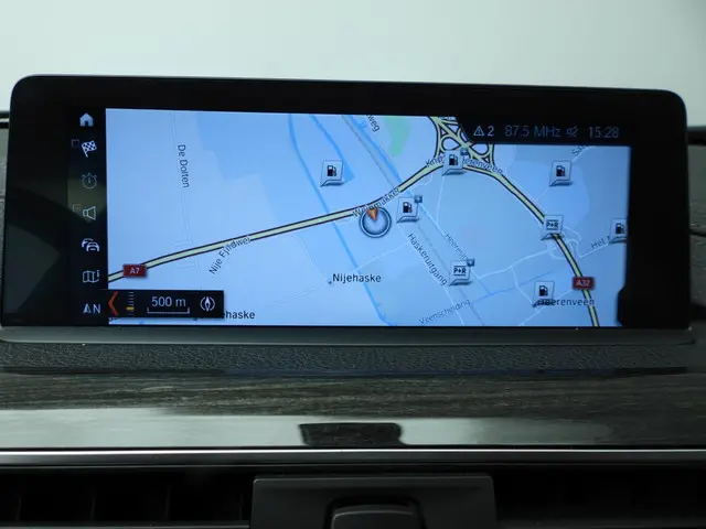 BMW 3 Serie Touring 320i 2019 Benzine 25