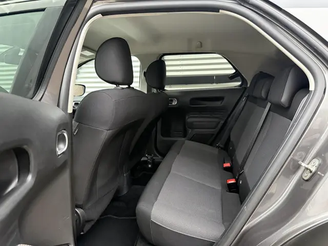 Citroën C4 Cactus 1.2 PureTech Shine 2017 Benzine 11