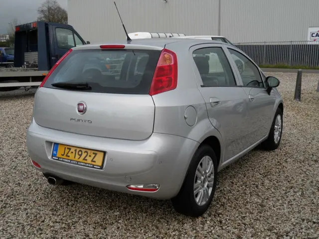 Fiat Punto Evo 0.9 TwinAir Lounge 2016 Benzine 8