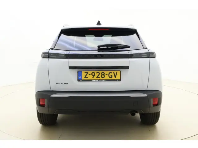 Peugeot 2008 1.2 Allure 2024 Benzine 11