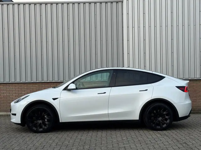 Tesla Model Y RWD 94% SoH/ LFP/ 20'' Turbine 2023 Elektrisch 2
