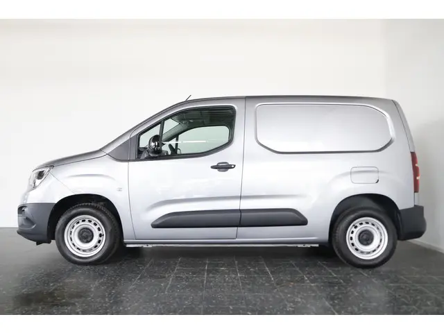 Opel Combo 1.5D L1H1 Rolstoel auto 2023 Diesel 25