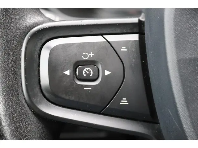Volvo XC40 2.0 T4 2019 Benzine 25