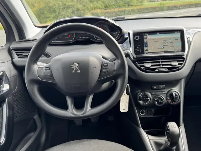 Peugeot 208 1.2 PureTech Blue Lion 2016 Benzine 22