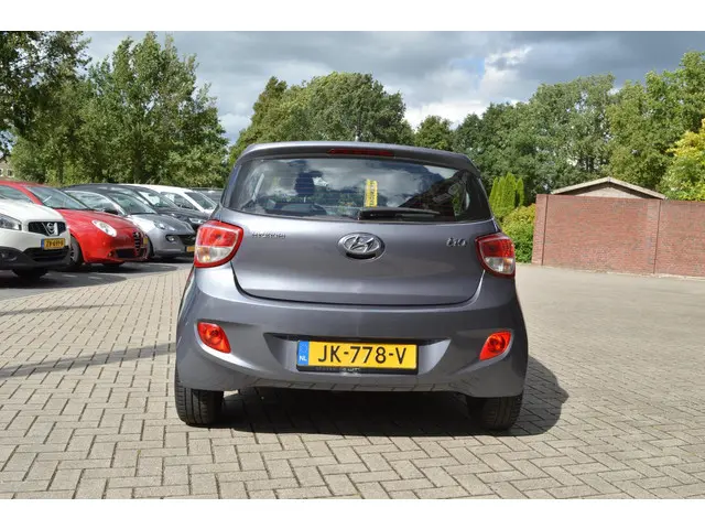 Hyundai i10 1.0i i-Motion Comfort 2017 Benzine 5