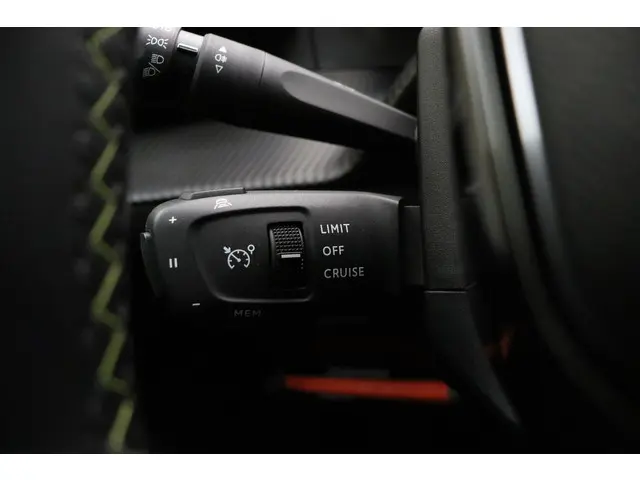 Peugeot e-208 EV GT 350 50 kWh 2020 Elektrisch 31