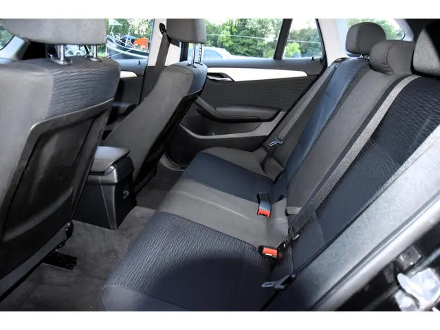 BMW X1 SDrive20i Executive 2014 Benzine 17