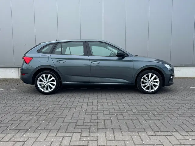 Škoda Scala 1.0 TSI * Cruise * PDC * Trekhaak * 2020 Benzine 24
