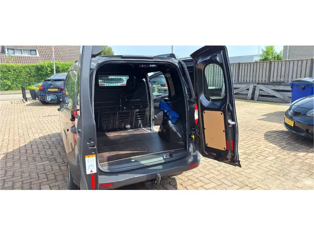 Ford Transit Courier 1.0 Ambiente 2018 Benzine 7