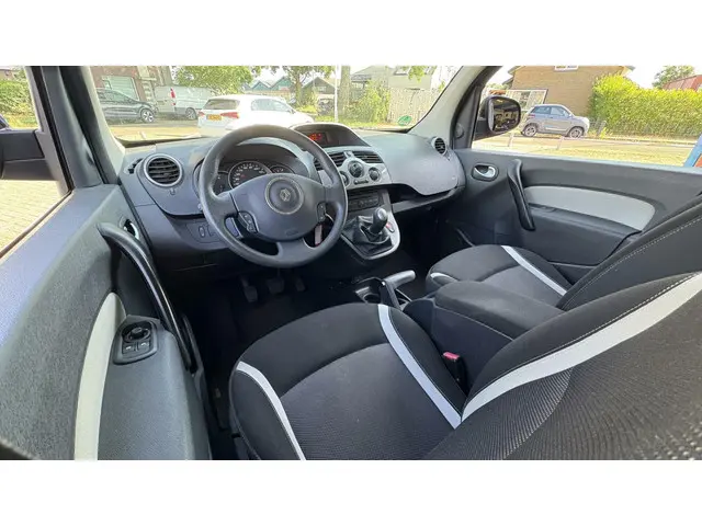 Renault Kangoo Family 1.6-16V Expression 2013 Benzine 15