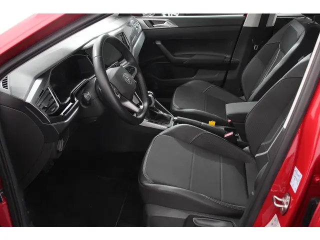 Volkswagen Taigo 1.5 TSI 150pk DSG Style 2022 Benzine 10