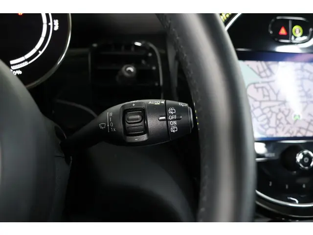 MINI Electric Mini Essential 33 kWh 2021 Elektrisch 16