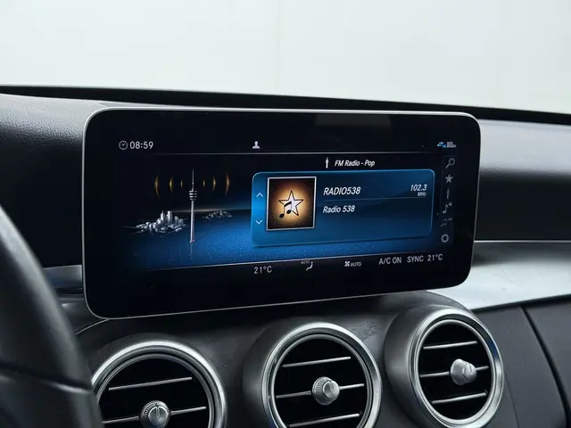 Mercedes-Benz C-Klasse 200 Avantgarde 2019 Benzine 31