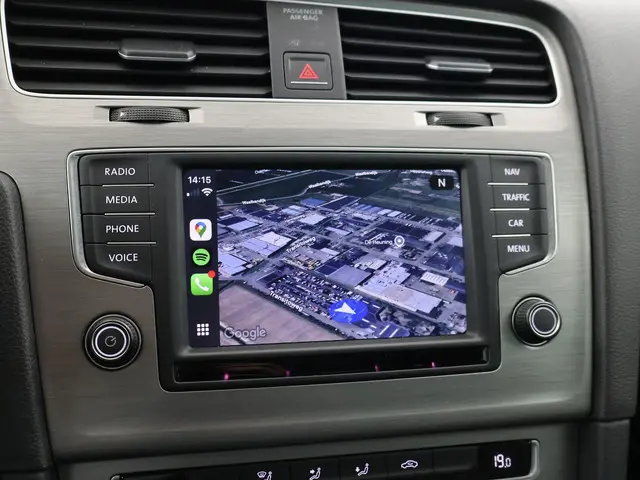 Volkswagen Golf 1.0 TSI 116 PK + CARPLAY | DAB | 2017 Benzine 16