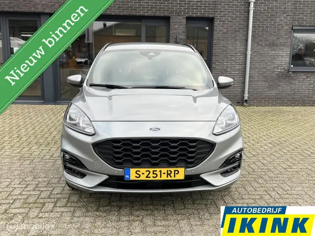 Ford Kuga 1.5 EcoBoost ST-Line 2023 Benzine 2