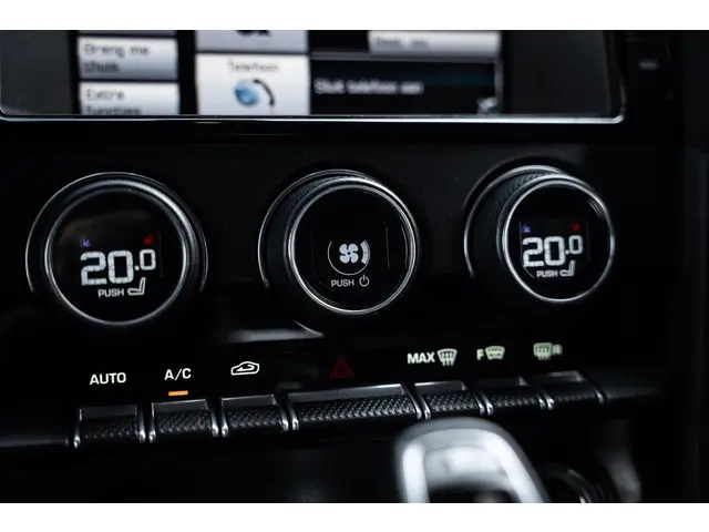 Jaguar F-Type 3.0 V6 S Convertible 2013 Benzine 48