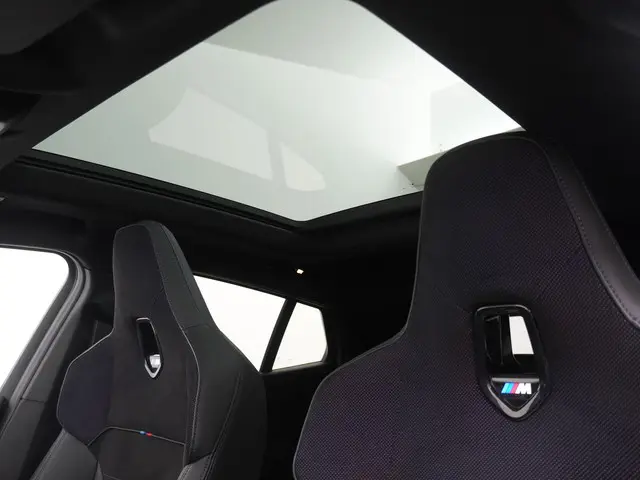 BMW X2 M35i xDrive 2024 Benzine 18