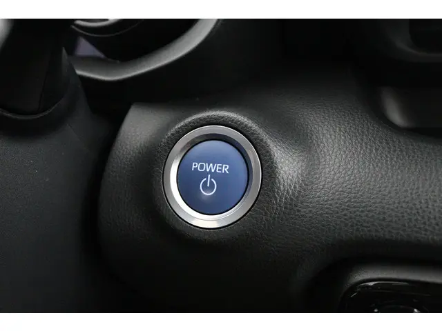 Toyota Yaris 1.5 Hybrid Dynamic 2020 Hybride Benzine 39