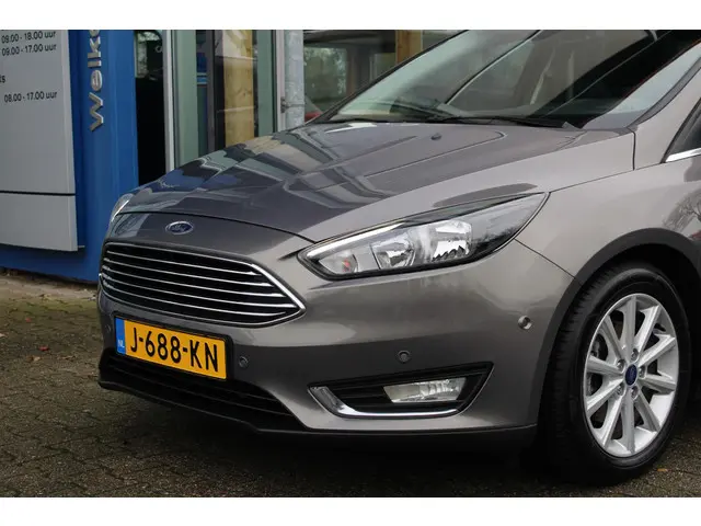 Ford Focus Wagon 1.0 Titanium 2016 Benzine 32