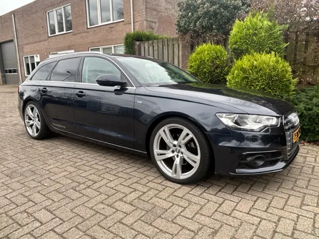 Audi A6 Avant 2.8 FSI quattro S-Line 2012 Benzine 9