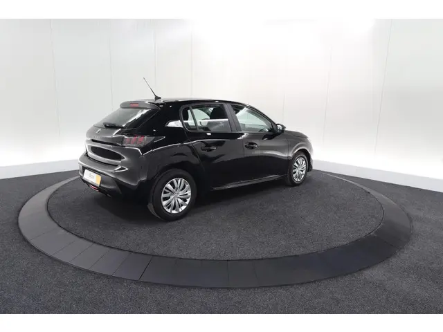 Peugeot 208 PureTech 75 Active 2023 Benzine 9