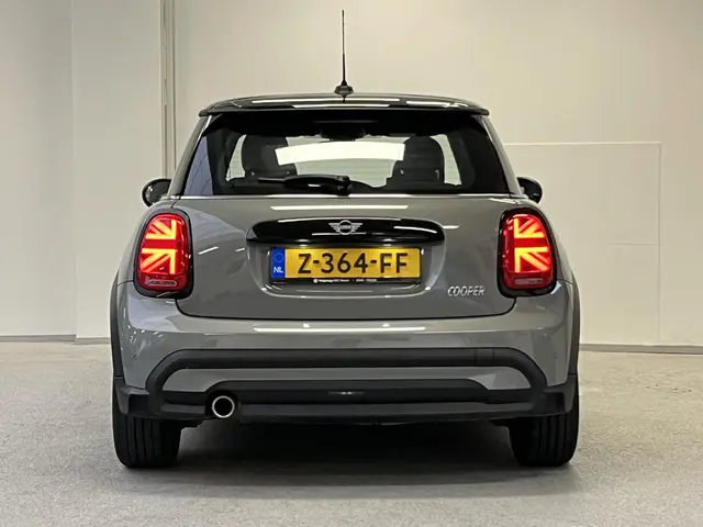 MINI Cooper 1.5 Business Edition 2021 Benzine 10